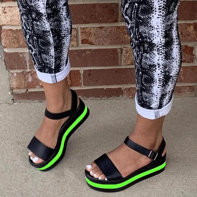 2021 New Arrivals Big Size 43 Summer Sandals Woman Shoes Platform Buckle Strap Beach Leisure INS Dropship Comfy Sandal
2021 New Arrivals Big Size 43 Summer Sandals Woman Shoes Platform Buckle Strap Beach Leisure INS Dropship Comfy Sandal