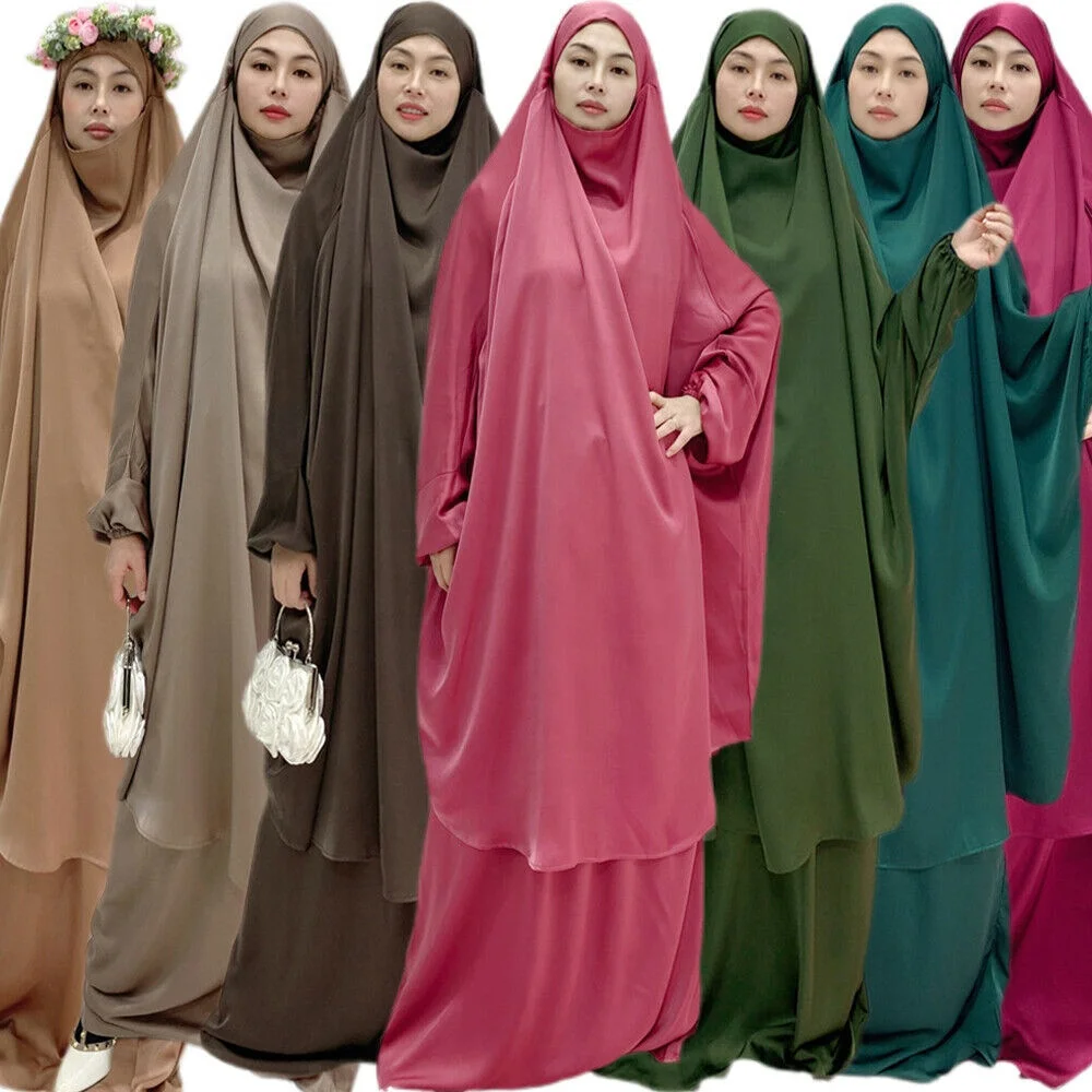 2022 Wholesale Two Pieces Jilbab Abaya Set Muslim Women Long Hijab Top and Skirt Islamic Clothing, 10 colors as pictures
2022 Wholesale Two Pieces Jilbab Abaya Set Muslim Women Long Hijab Top and Skirt Islamic Clothing, 10 colors as pictures