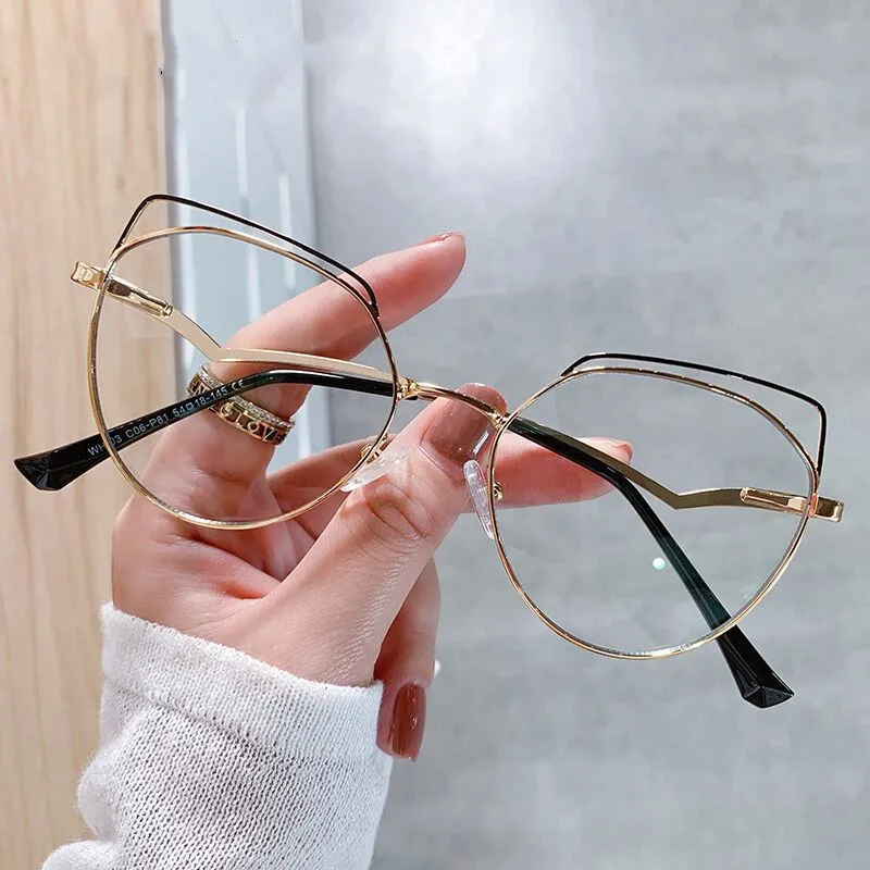 High quality cat-eye shape design metal round frame irregular temples real blocking blue light flat glasses
High quality cat-eye shape design metal round frame irregular temples real blocking blue light flat glasses