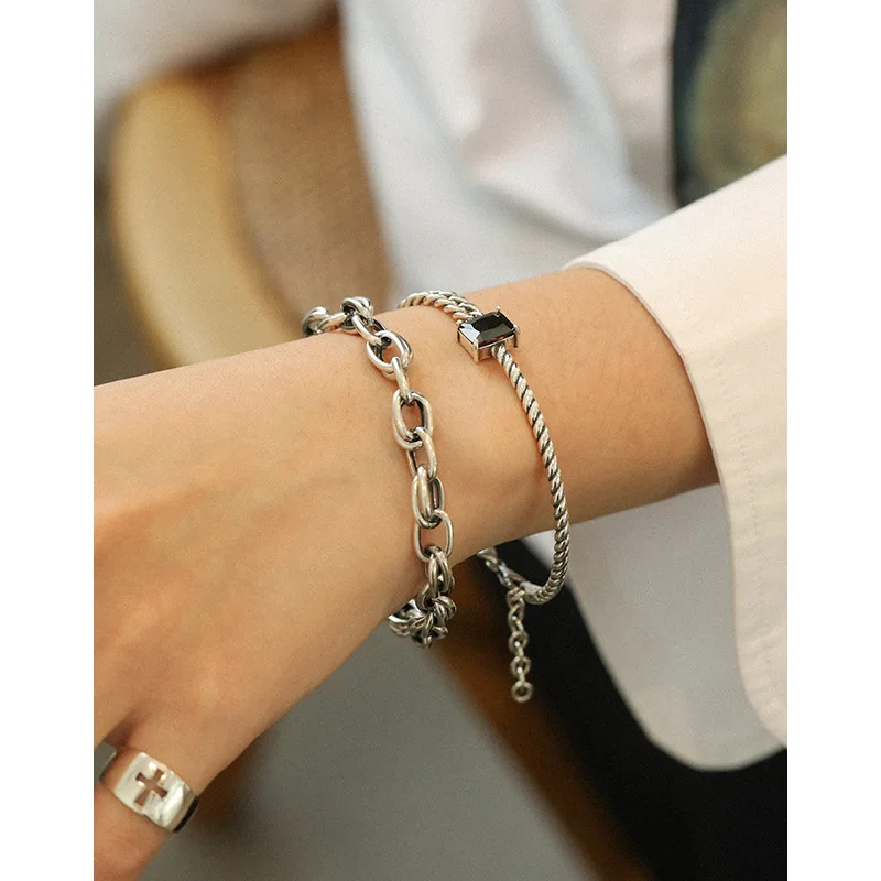 New Design Hot Sale Cuban Link Chain Crystal Bangle Bracelet Temperament Men 925 Sterling Silver Square Black Crystal Bracelet
New Design Hot Sale Cuban Link Chain Crystal Bangle Bracelet Temperament Men 925 Sterling Silver Square Black Crystal Bracelet