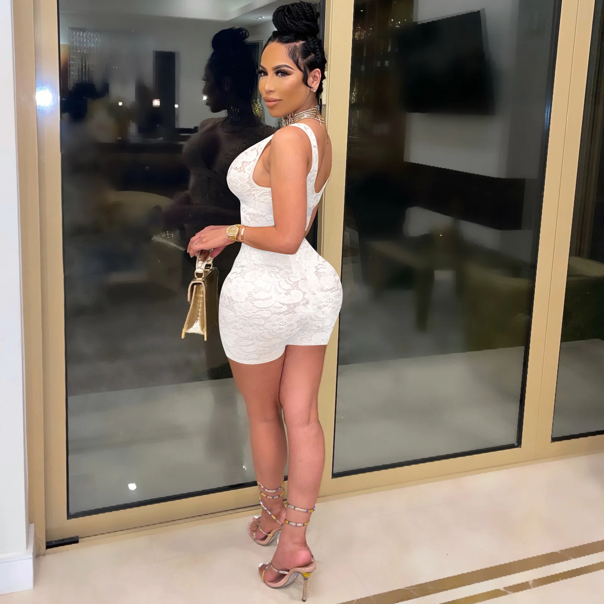 2021 Summer Hot selling sexy lace shorts one piece bodysuits women's soild color hollow lace jumpsuits
2021 Summer Hot selling sexy lace shorts one piece bodysuits women's soild color hollow lace jumpsuits