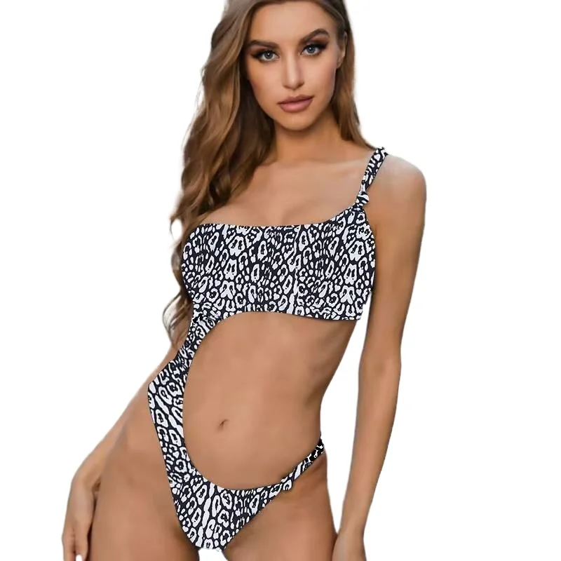 Sexy Bathing Suit Women High Cut Out Swimwear One Shoulder Monokini Leopard Knotted Swimming Suit Sexy Swimsuit 2021
Sexy Bathing Suit Women High Cut Out Swimwear One Shoulder Monokini Leopard Knotted Swimming Suit Sexy Swimsuit 2021