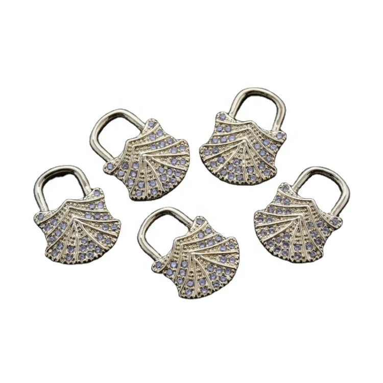 Custom Wholesale Fashion Korean Gold Plated Copper Lock Design White Zircon DIY Jewelery Accessory for Bracelet Necklace Making
Custom Wholesale Fashion Korean Gold Plated Copper Lock Design White Zircon DIY Jewelery Accessory for Bracelet Necklace Making