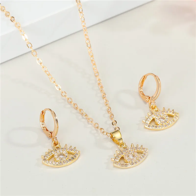 YD Jewelry Real Gold Plated Crystal Rhinestone Eyes Necklaces O Shape Chain Hollow Evils Eye Pendant Necklace For Girls
YD Jewelry Real Gold Plated Crystal Rhinestone Eyes Necklaces O Shape Chain Hollow Evils Eye Pendant Necklace For Girls