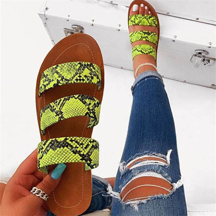 2020 Summer Red Trendy Slides Footwear Rubber Bottom Shoes Snake Print Women Slippers Sandals for Woman, As pictures or customized colors
2020 Summer Red Trendy Slides Footwear Rubber Bottom Shoes Snake Print Women Slippers Sandals for Woman, As pictures or customized colors