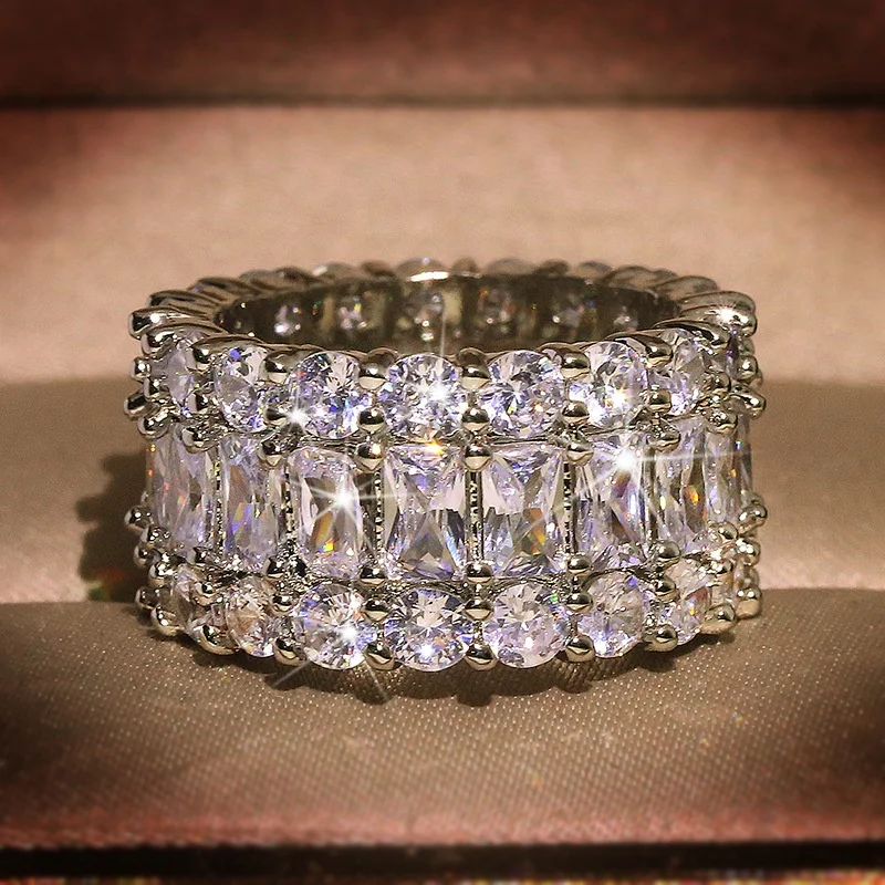 Luxury Female White Zircon Ring Bridal Engagement Ring Vintage Wedding Band Rings For Women
Luxury Female White Zircon Ring Bridal Engagement Ring Vintage Wedding Band Rings For Women