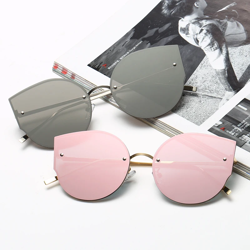 2022 Trendy Small Oval Round Classic Sunglasses Women Fashion Colorful Mirror Sun Glasses Female Ladies Fancy Sunglasses
2022 Trendy Small Oval Round Classic Sunglasses Women Fashion Colorful Mirror Sun Glasses Female Ladies Fancy Sunglasses