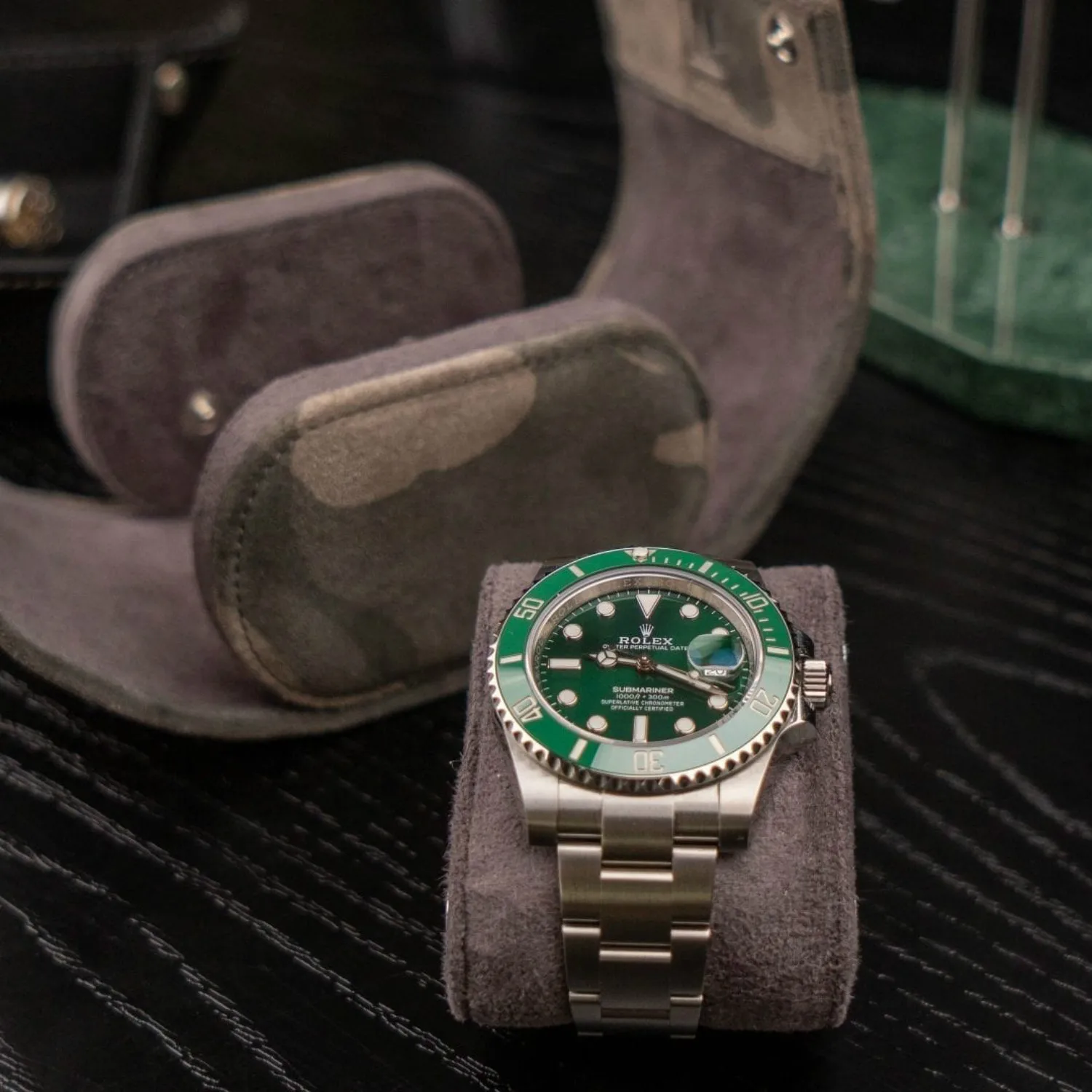 New Design Customized Logo Leather Watch Storage Case Nordic Style Simple Atmosphere Watch Roll, Customized color
New Design Customized Logo Leather Watch Storage Case Nordic Style Simple Atmosphere Watch Roll, Customized color