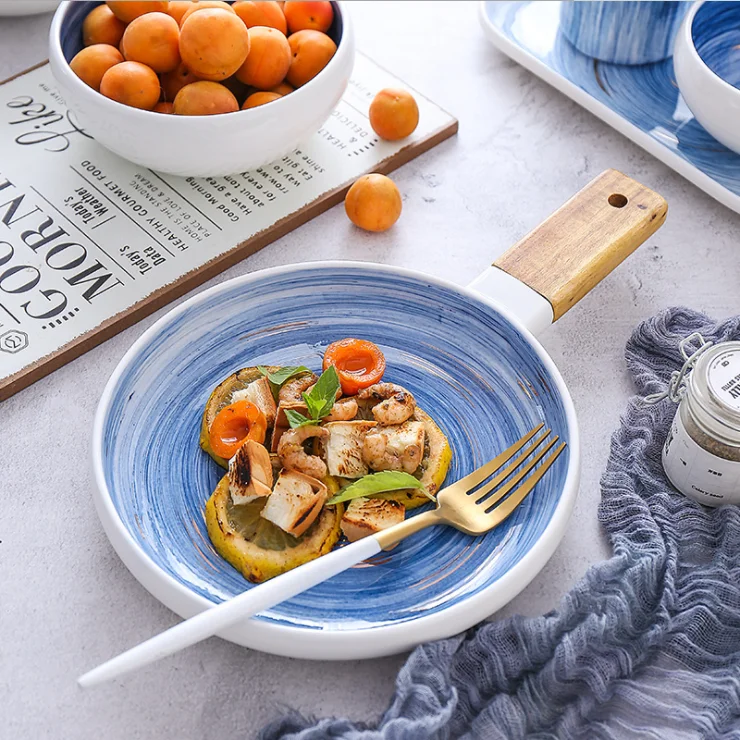 Western Dinner Plates Porcelain Pasta Tray Tableware Restaurant Plates Nordic Ceramic with Wood Handle 8.75 Inch Plate Dish, Blue
Western Dinner Plates Porcelain Pasta Tray Tableware Restaurant Plates Nordic Ceramic with Wood Handle 8.75 Inch Plate Dish, Blue