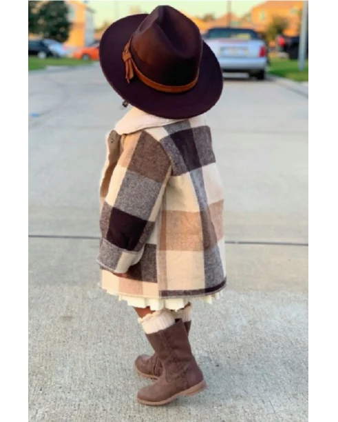 2022 fashion RTS Autumn Winter fifty shades of brown coat for littler baby girls with small moq
2022 fashion RTS Autumn Winter fifty shades of brown coat for littler baby girls with small moq