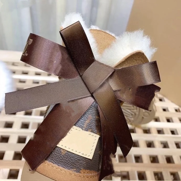 2021Wholesale fashion women's winter snow boots women's real wool one snow boots bow, Customized color
2021Wholesale fashion women's winter snow boots women's real wool one snow boots bow, Customized color