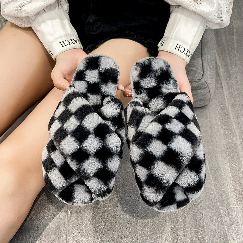 Winter Lattice Slippers Women Home Plush Female Towel Manufacturers Spot Home
Winter Lattice Slippers Women Home Plush Female Towel Manufacturers Spot Home