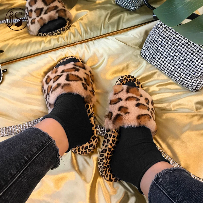 Custom plush Leopard sandals for women zebra pattern winter slippers lightweight comfort women slippers, Customized color
Custom plush Leopard sandals for women zebra pattern winter slippers lightweight comfort women slippers, Customized color