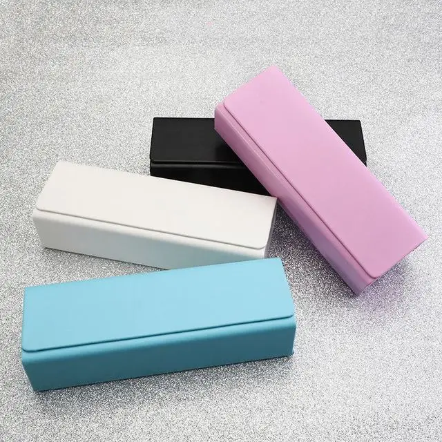 Custom Logo Fashion Leather Glasses Cases For Sun Eyeglasses Case For Glasses Optical Frame Computer Eyewear Box, As the pictures show
Custom Logo Fashion Leather Glasses Cases For Sun Eyeglasses Case For Glasses Optical Frame Computer Eyewear Box, As the pictures show