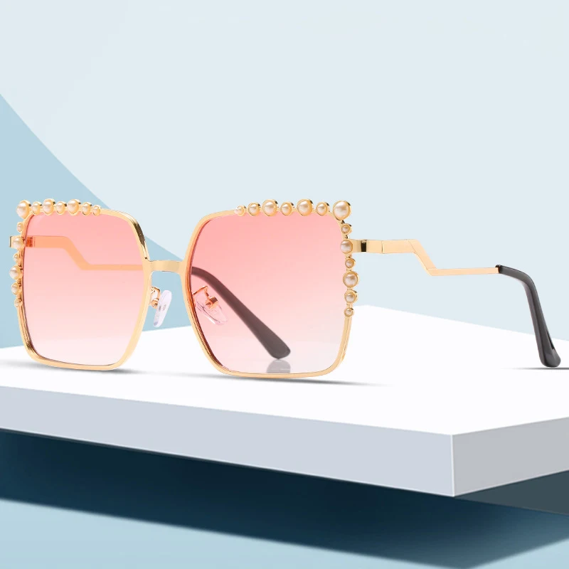 2021 Hot Selling Fashionable Metal Frame Sun glasses Luxury Pearl Square Oversized Vintage Women Sunglasses, Custom colors
2021 Hot Selling Fashionable Metal Frame Sun glasses Luxury Pearl Square Oversized Vintage Women Sunglasses, Custom colors