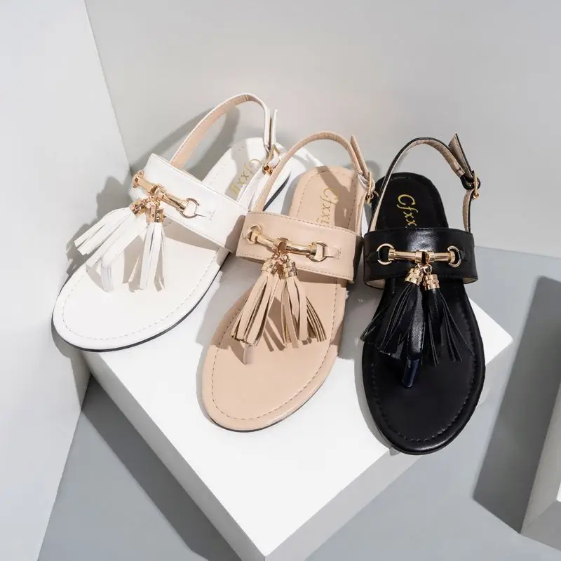 2021 European&American summer new arrival women's shoes tassel flat heel fashion metal casual OL sandals, Three colors or customized
2021 European&American summer new arrival women's shoes tassel flat heel fashion metal casual OL sandals, Three colors or customized