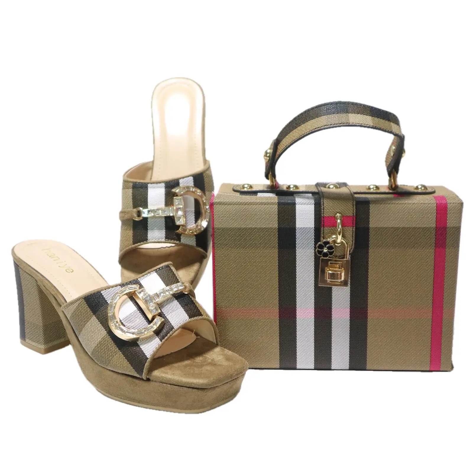 Wooden Women Cross-Body Bags Matching Chunky Heels Slippers Sling Handbag With Open-Toe Shoes For Fashion Show, As picture displayed
Wooden Women Cross-Body Bags Matching Chunky Heels Slippers Sling Handbag With Open-Toe Shoes For Fashion Show, As picture displayed