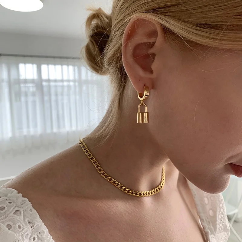 High Quality Stainless Steel Lock Drop Earrings Gold Plated Jewelry Wholesale, Gold,silver
High Quality Stainless Steel Lock Drop Earrings Gold Plated Jewelry Wholesale, Gold,silver