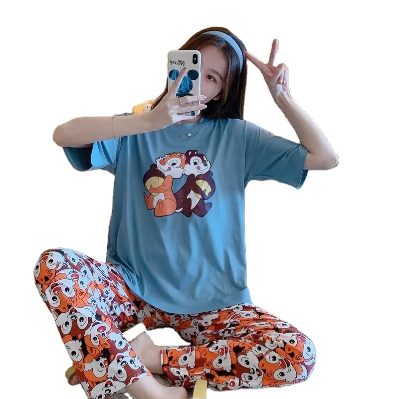 2020 NEW Hot sale summer cotton material lovely Cartoon printing pajamas for womenshort sleeve pants Family suit Crew neck
2020 NEW Hot sale summer cotton material lovely Cartoon printing pajamas for womenshort sleeve pants Family suit Crew neck