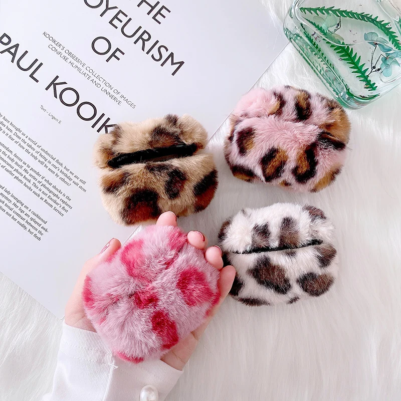 BOORUI Plush designers cover for airpod case pro cute case for airpod 3 case, White/ pink/ brown leopard, pink red
BOORUI Plush designers cover for airpod case pro cute case for airpod 3 case, White/ pink/ brown leopard, pink red