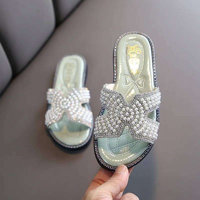 Popular Children Slippers Bright Pearl Crystal Comfortable Outdoor Beach Slippers for Girls, White pink green
Popular Children Slippers Bright Pearl Crystal Comfortable Outdoor Beach Slippers for Girls, White pink green