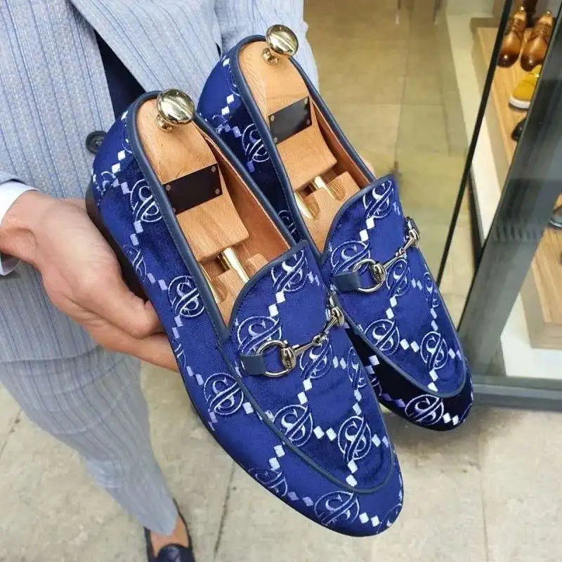 Men's single shoes spring 2021 new low heel men's shoes light mouth suede casual single shoes, Black blue
Men's single shoes spring 2021 new low heel men's shoes light mouth suede casual single shoes, Black blue
