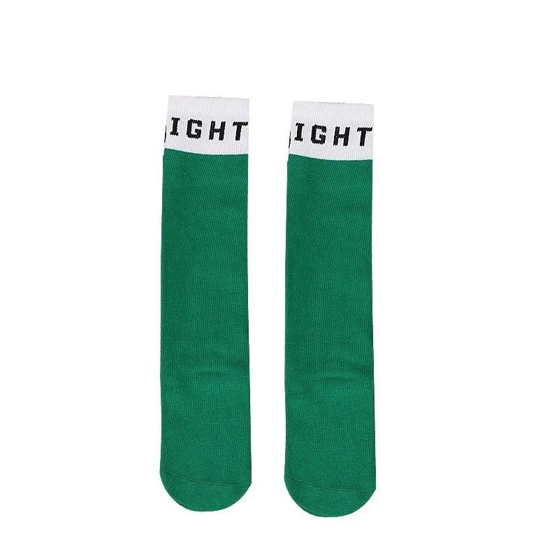 High quality knitted socks gift Christmas socks 100% cotton socks women casual custom winter letters
High quality knitted socks gift Christmas socks 100% cotton socks women casual custom winter letters