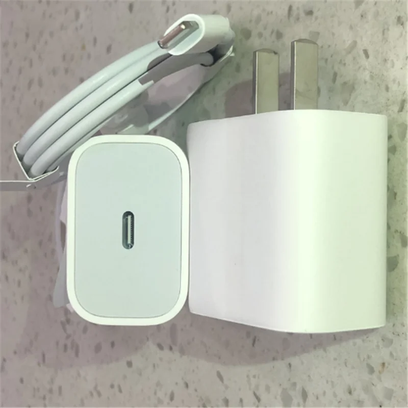 USB-C 18W/20W type-c PD Charger EU/US Power Adapter Charger For iphone 12 charger original Wholesale 
USB-C 18W/20W type-c PD Charger EU/US Power Adapter Charger For iphone 12 charger original Wholesale