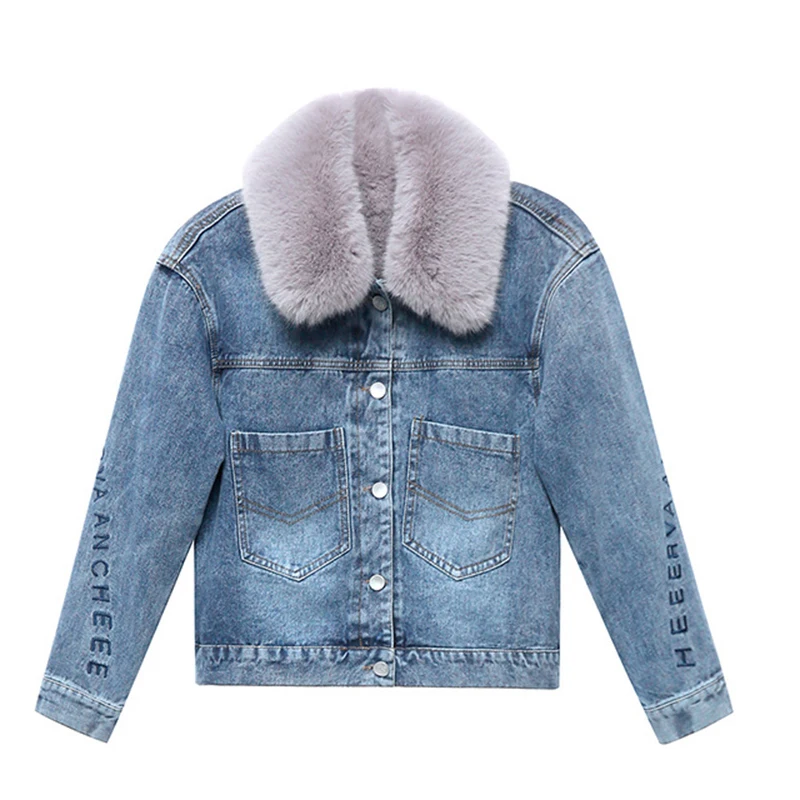 2021 Light Washed Denim Jacket For Women Casual Button Blue Woman Jean Jacket With Fur Collar Plush Women Denim Jackets
2021 Light Washed Denim Jacket For Women Casual Button Blue Woman Jean Jacket With Fur Collar Plush Women Denim Jackets