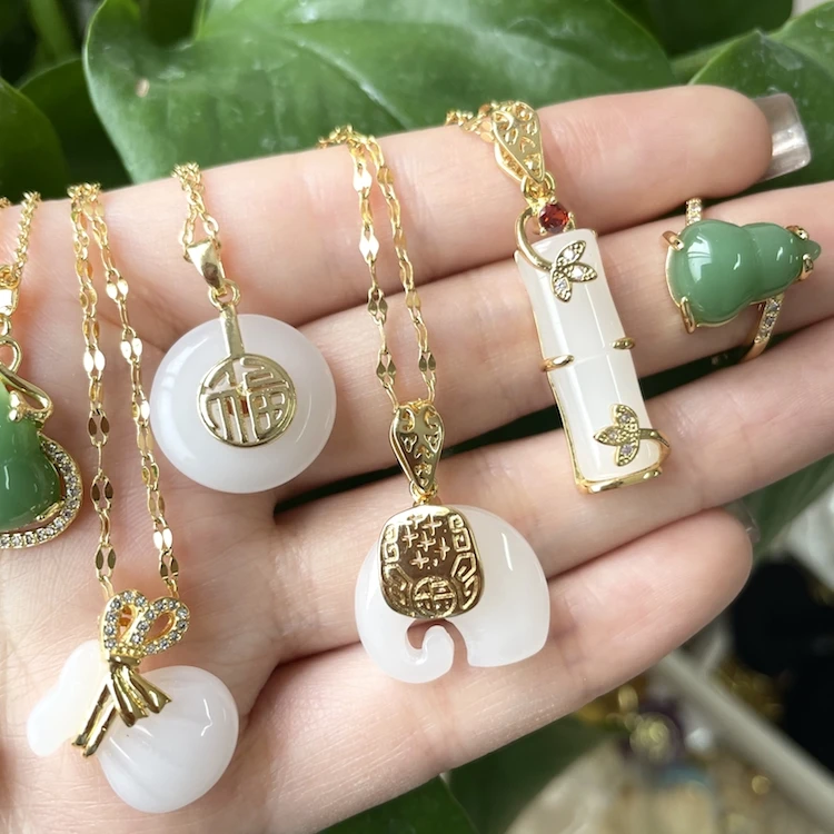 18k stainless steel necklace Hetian white jade pendant stainless steel jewelry for love and luck, Pink
18k stainless steel necklace Hetian white jade pendant stainless steel jewelry for love and luck, Pink