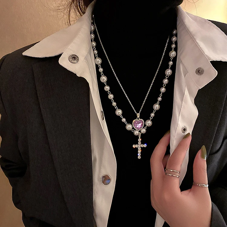 2021 New INS hot Hip Hop Accessories Love Gem pearl Cross Pendant layered necklace women, Silver
2021 New INS hot Hip Hop Accessories Love Gem pearl Cross Pendant layered necklace women, Silver