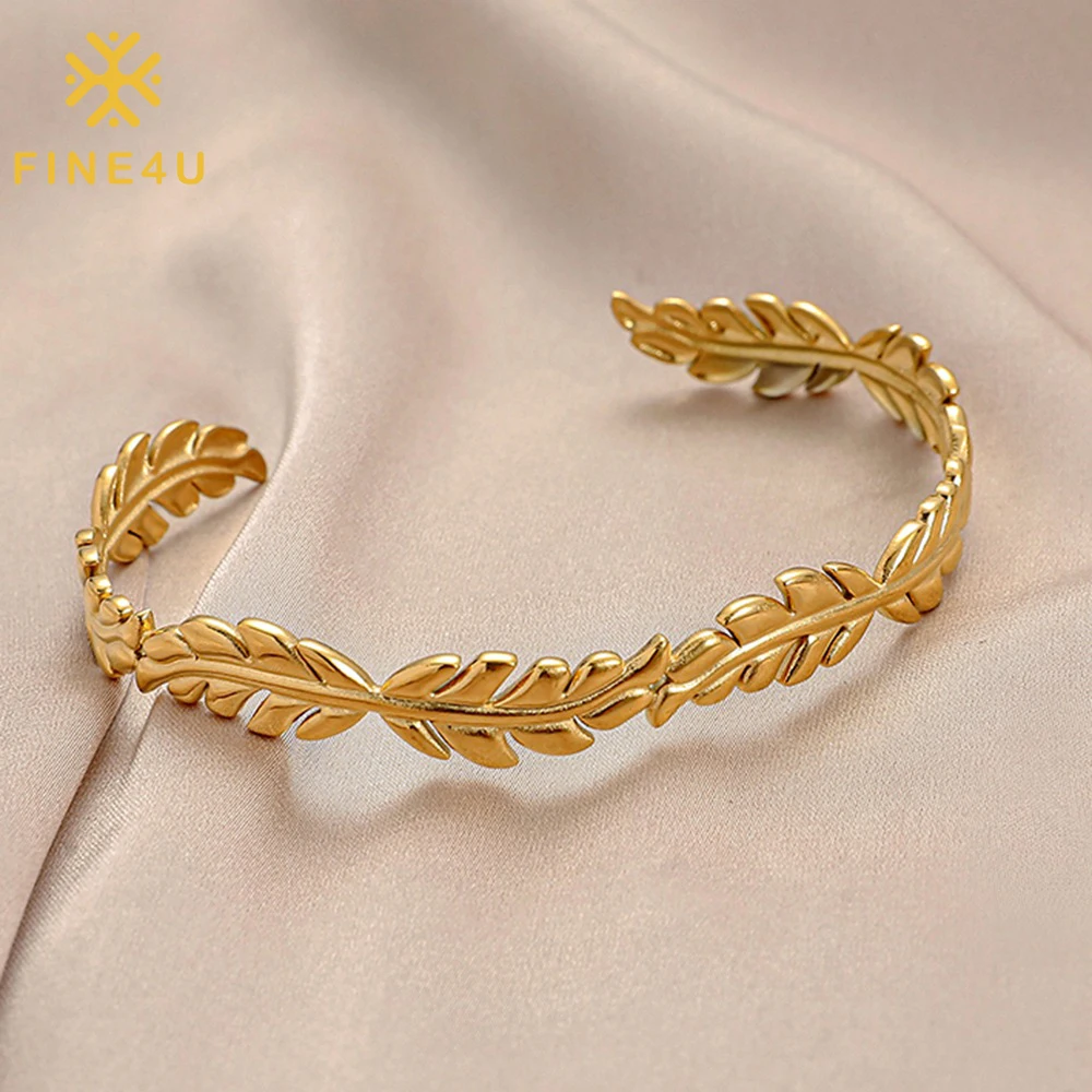 2023 Non Tarnish Gold Women Dainty Jewelry Open Leaf Bangle Stainless Steel Cuff Bracelet
2023 Non Tarnish Gold Women Dainty Jewelry Open Leaf Bangle Stainless Steel Cuff Bracelet