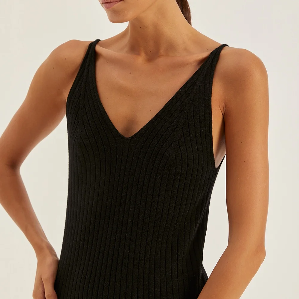 2021 New Autumn Sweater Dress Solid Color Off-shoulder Korean Tight-fitting Knitted Sweater Women's Dress
2021 New Autumn Sweater Dress Solid Color Off-shoulder Korean Tight-fitting Knitted Sweater Women's Dress