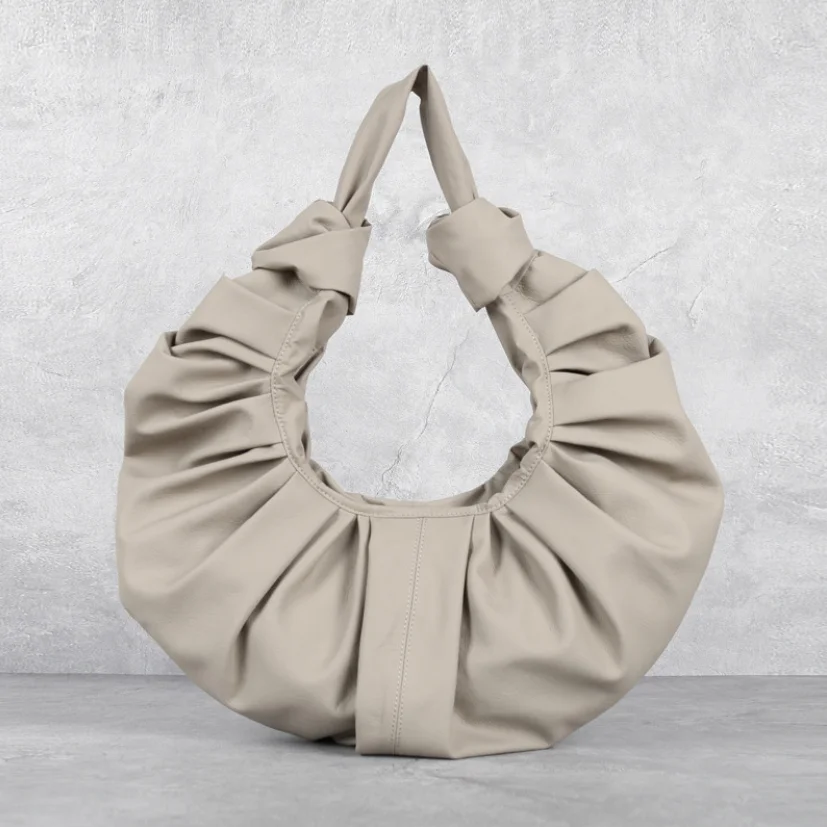 New Shoulder Bags For Women 2021 Tote Handbag De Luxe Femme Folds Fashion Dumplings Totes Soft Roupas Femininas Torebka #1218 
New Shoulder Bags For Women 2021 Tote Handbag De Luxe Femme Folds Fashion Dumplings Totes Soft Roupas Femininas Torebka #1218