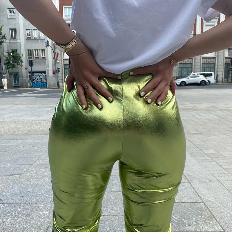 Bomblook M21PT495 2021 New PU Leather Reflect Fashion Streetwear Low Waist Solid Color Zipper Wide Leg Pants Women Casual 
Bomblook M21PT495 2021 New PU Leather Reflect Fashion Streetwear Low Waist Solid Color Zipper Wide Leg Pants Women Casual