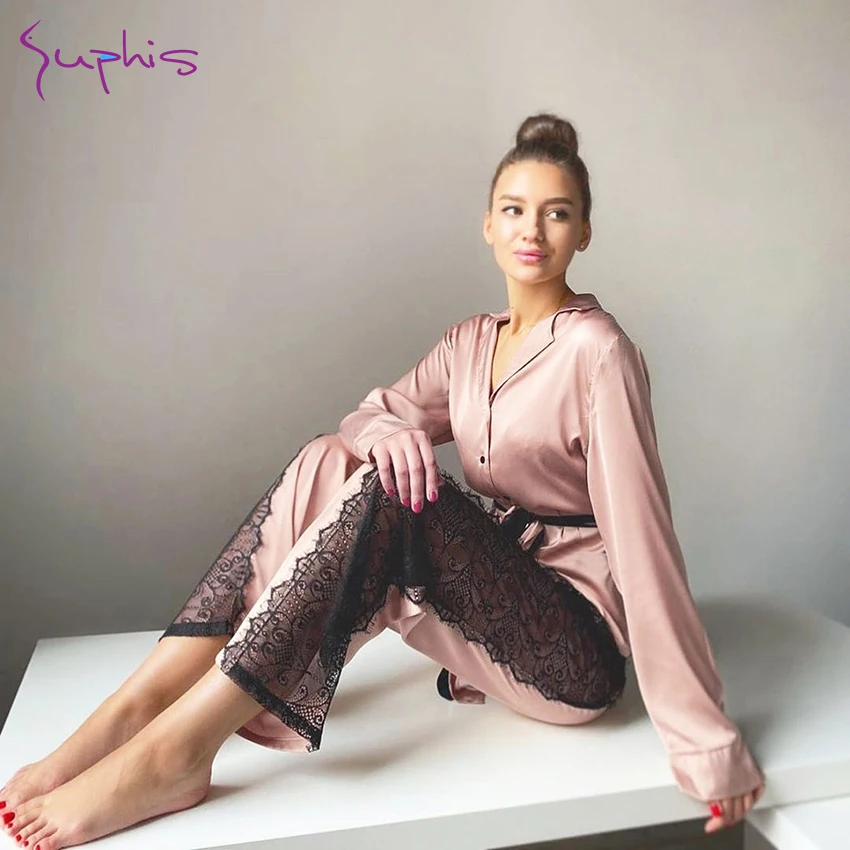 Sleepwear Female 2PCS Pajamas Set Home Wear Satin Turn Down Collar Pajamas Bridal Wedding Nightwear Lace Patchwork Mesh Nightie
Sleepwear Female 2PCS Pajamas Set Home Wear Satin Turn Down Collar Pajamas Bridal Wedding Nightwear Lace Patchwork Mesh Nightie