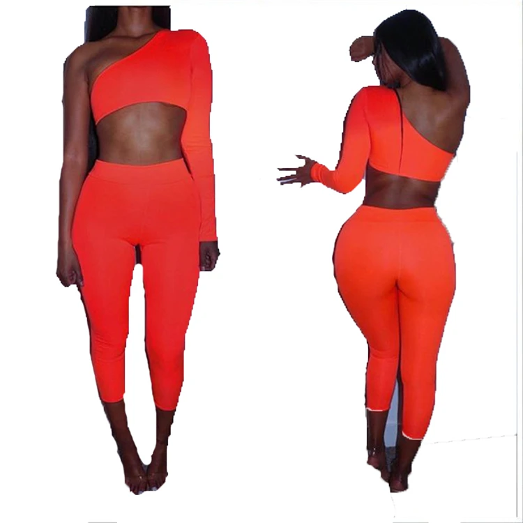 wholesale new fashion sexy one shoulder top and Tight trousers womens sexy 2 piece pant set women clothing
wholesale new fashion sexy one shoulder top and Tight trousers womens sexy 2 piece pant set women clothing