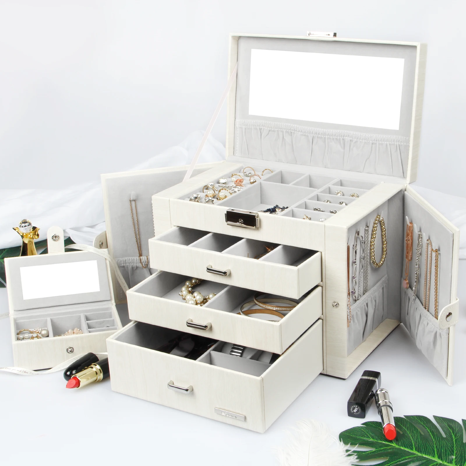 2020 new 3 drawer big handheld customized color PU leather jewelry organizer box case with lid mirror metal lock
2020 new 3 drawer big handheld customized color PU leather jewelry organizer box case with lid mirror metal lock