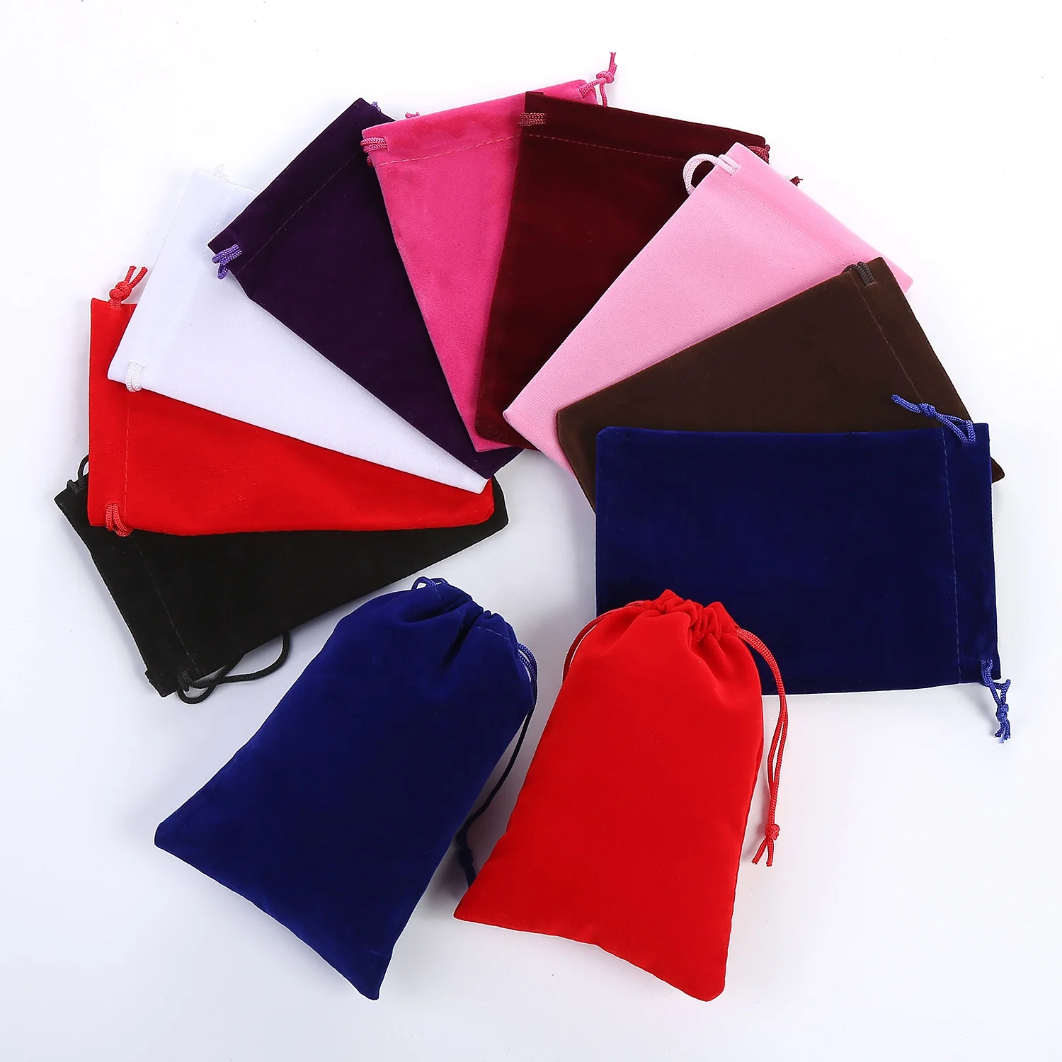 Black Velvet Gift Pouches With Custom 17*23Cm Phone Earphone Packaging Makeup Jewelry Storage Bags
Black Velvet Gift Pouches With Custom 17*23Cm Phone Earphone Packaging Makeup Jewelry Storage Bags