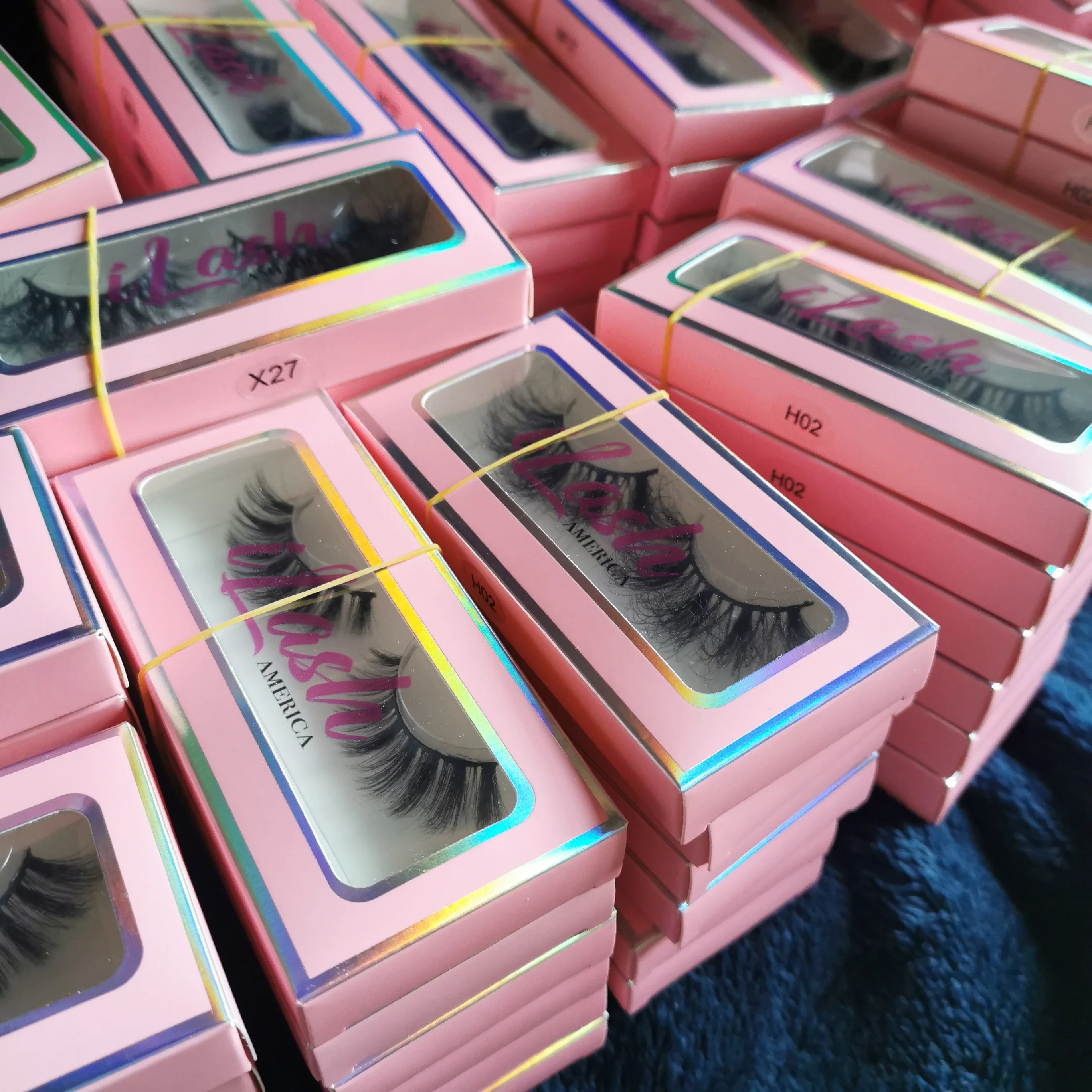 fluffy 20mm mink eyelashes wholesale eyelash vendors 18-20mm short mink lashes, Natural black
fluffy 20mm mink eyelashes wholesale eyelash vendors 18-20mm short mink lashes, Natural black