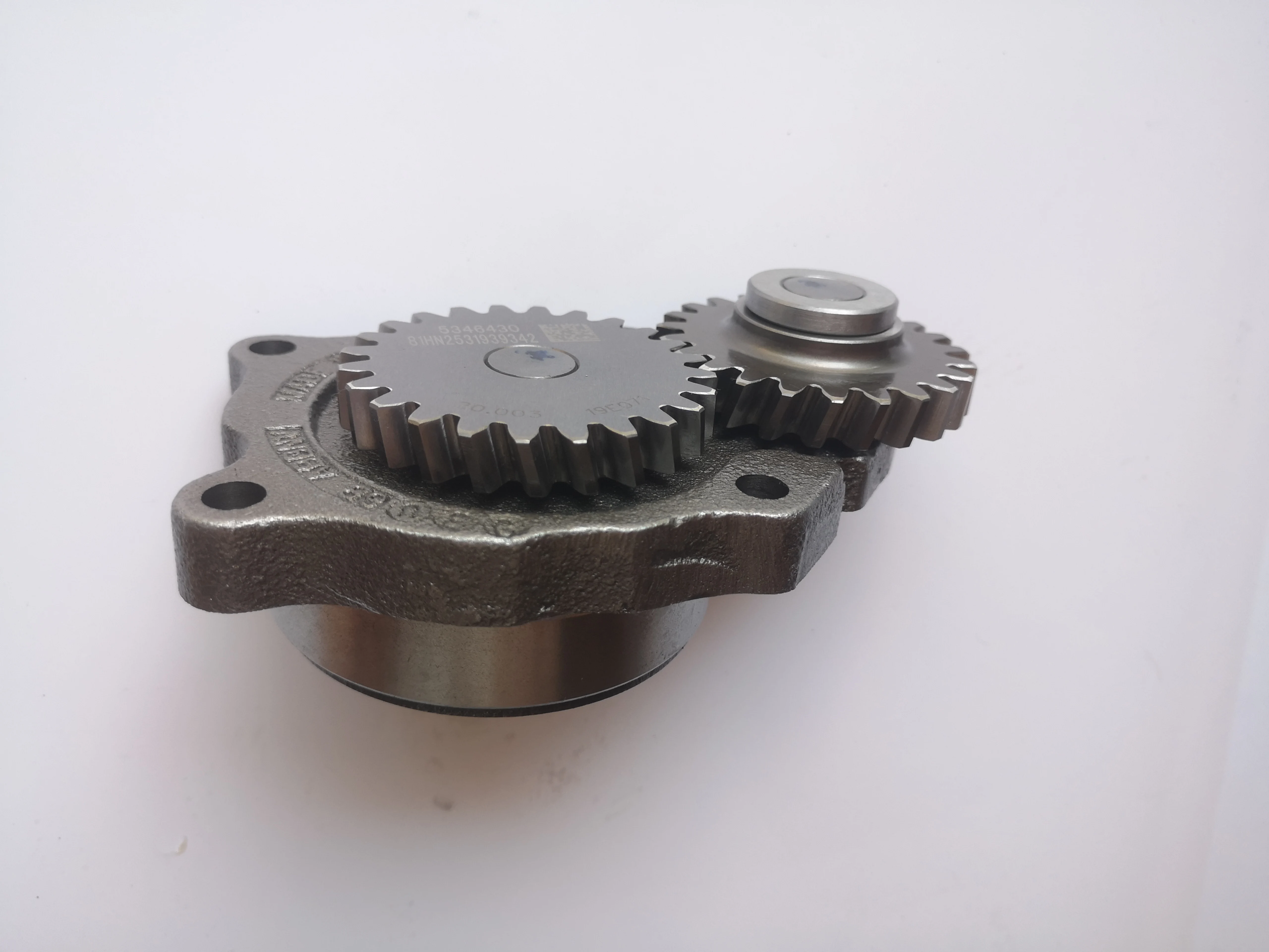 High quality ISDE engine parts 6BT hydraulic pump 5346430 oil pump