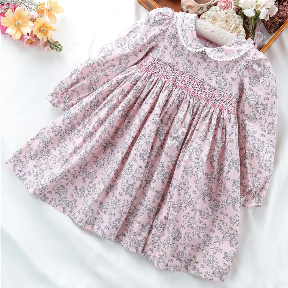 winter wholesale children clothes long sleeve flower girls smocked dresses for baby outfit birthday floral kids clothing B41570
winter wholesale children clothes long sleeve flower girls smocked dresses for baby outfit birthday floral kids clothing B41570
