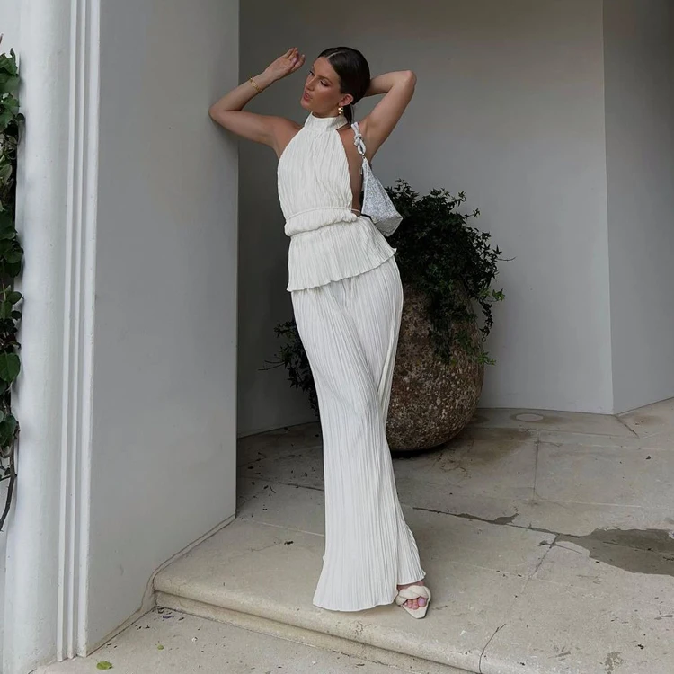 Fashionable Elegant Pleated White Halter Tank Tops 2 Piece Sets Loose Wide Leg Pants Lounge Wear Two Piece Pants Set
Fashionable Elegant Pleated White Halter Tank Tops 2 Piece Sets Loose Wide Leg Pants Lounge Wear Two Piece Pants Set