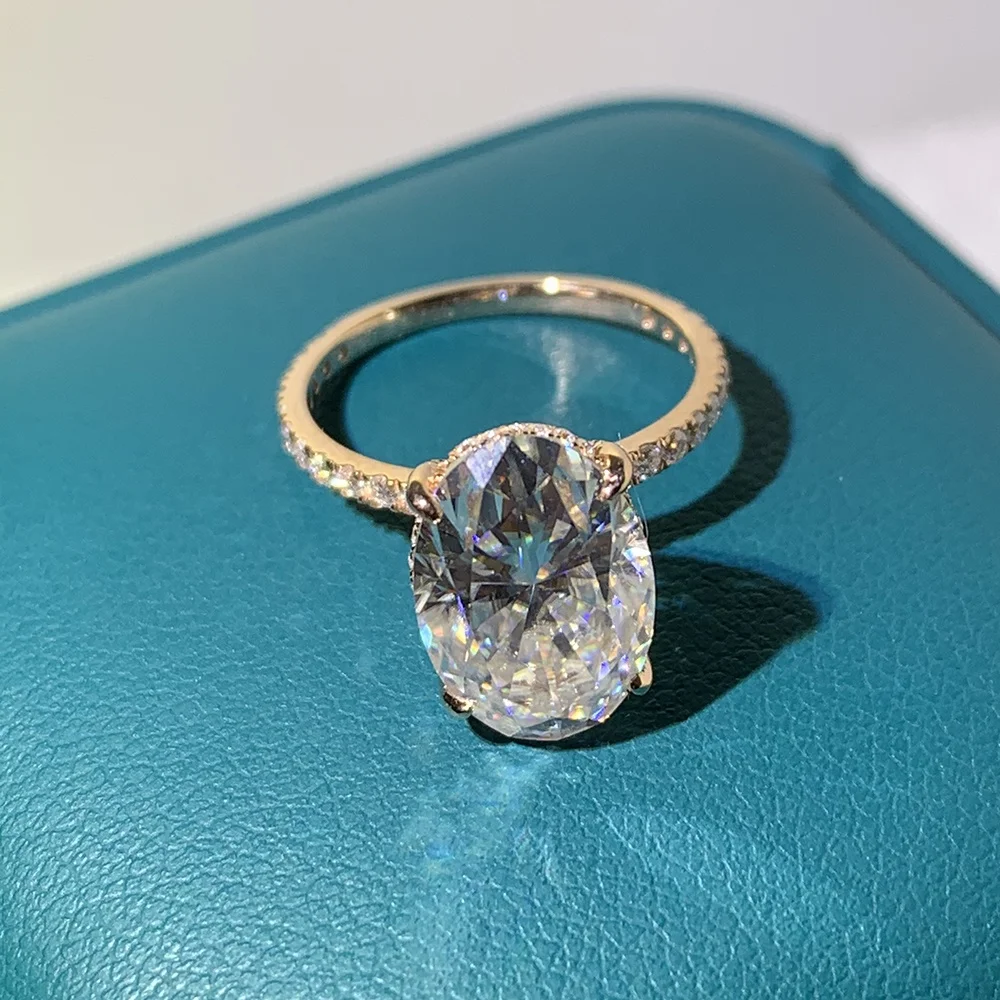 9K10K 14K18K Gold Moissanite Ring Top Quality 8x10mm Crushed Ice Hybrid Oval Shape Moissanite Diamond For Engagement Ring
9K10K 14K18K Gold Moissanite Ring Top Quality 8x10mm Crushed Ice Hybrid Oval Shape Moissanite Diamond For Engagement Ring