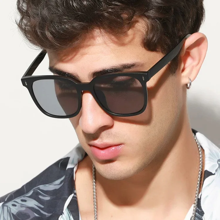 Custom classic retro designer brand oversized shades men sun glasses sunglasses 2021 newest, Custom colors
Custom classic retro designer brand oversized shades men sun glasses sunglasses 2021 newest, Custom colors