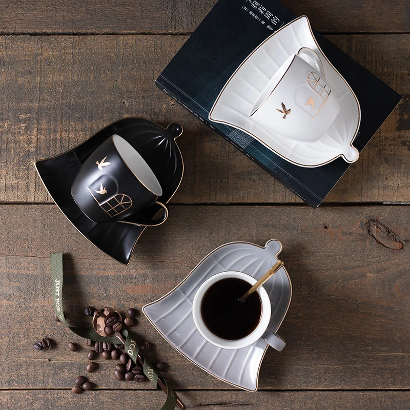 160ml with Gold Inlay Ceramic Tea Coffee Cups and Saucers Bird and Tray and Deer Cups with Spoon, White,black,gray
160ml with Gold Inlay Ceramic Tea Coffee Cups and Saucers Bird and Tray and Deer Cups with Spoon, White,black,gray
