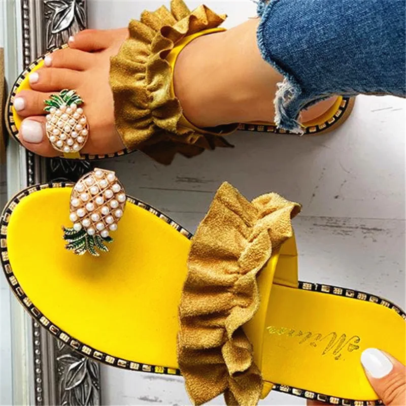Latest Fashion popular Summer Female pineapple Flat Shoes Breathable Colorful Women Shoes fruit sandals diamond woman shoes, Pink,green,black
Latest Fashion popular Summer Female pineapple Flat Shoes Breathable Colorful Women Shoes fruit sandals diamond woman shoes, Pink,green,black