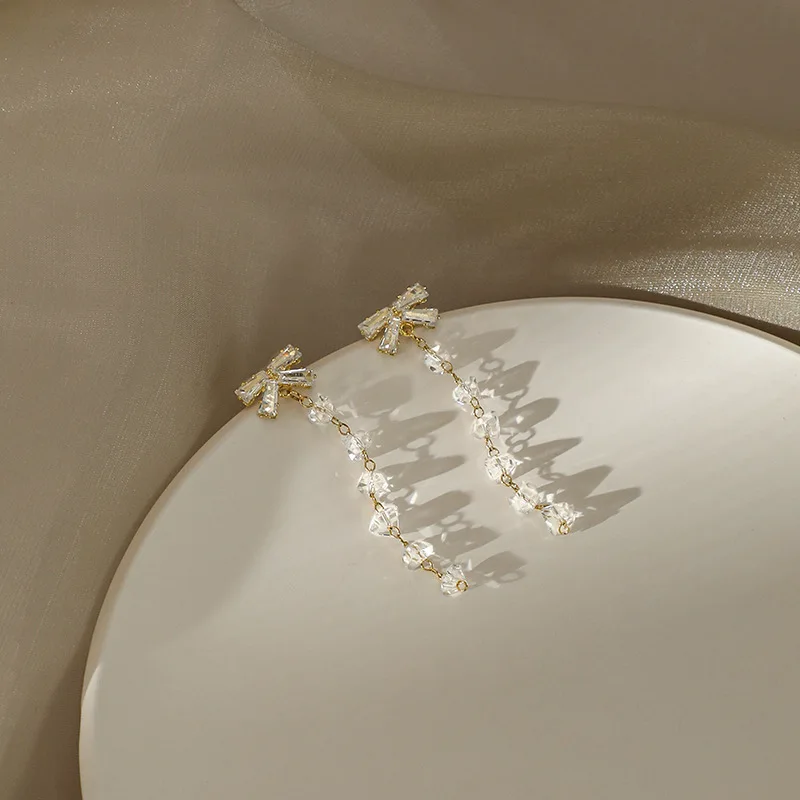 JUHU Bow Earrings Sweet Temperament Long Tassel Earrings Delicate Super Fairy Joker Earrings 925 Sterling Silver Needle
JUHU Bow Earrings Sweet Temperament Long Tassel Earrings Delicate Super Fairy Joker Earrings 925 Sterling Silver Needle