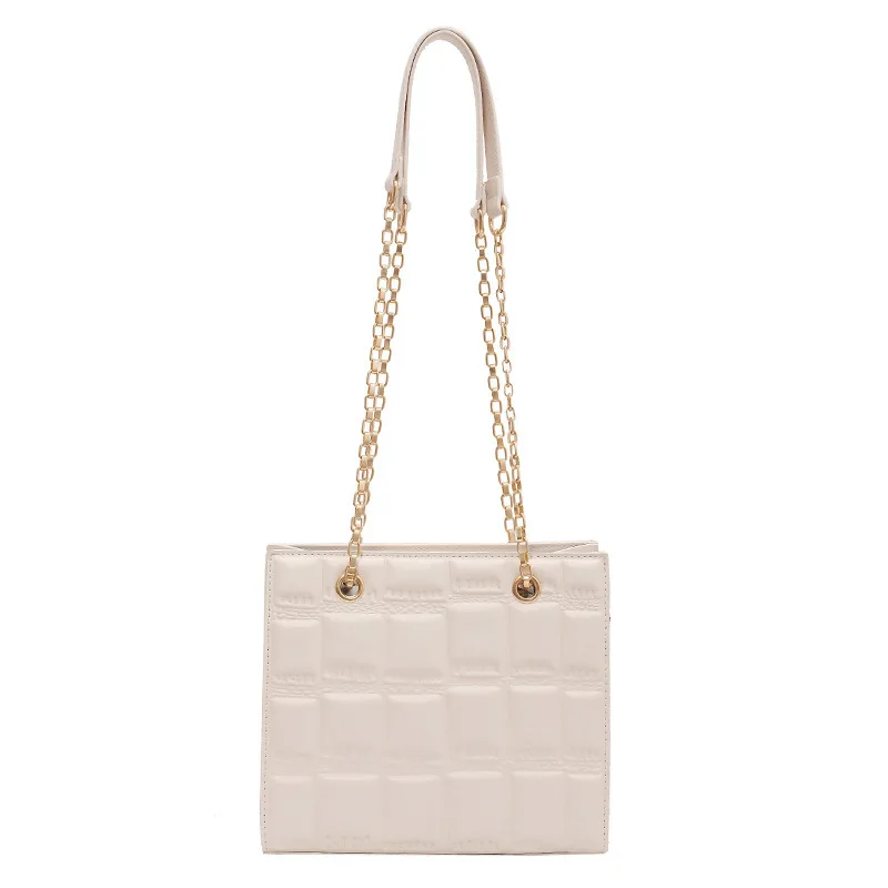 Summer fashion bag 2021 tide fashion new indentation chain small square bag Korean texture shoulder messenger bag 
Summer fashion bag 2021 tide fashion new indentation chain small square bag Korean texture shoulder messenger bag