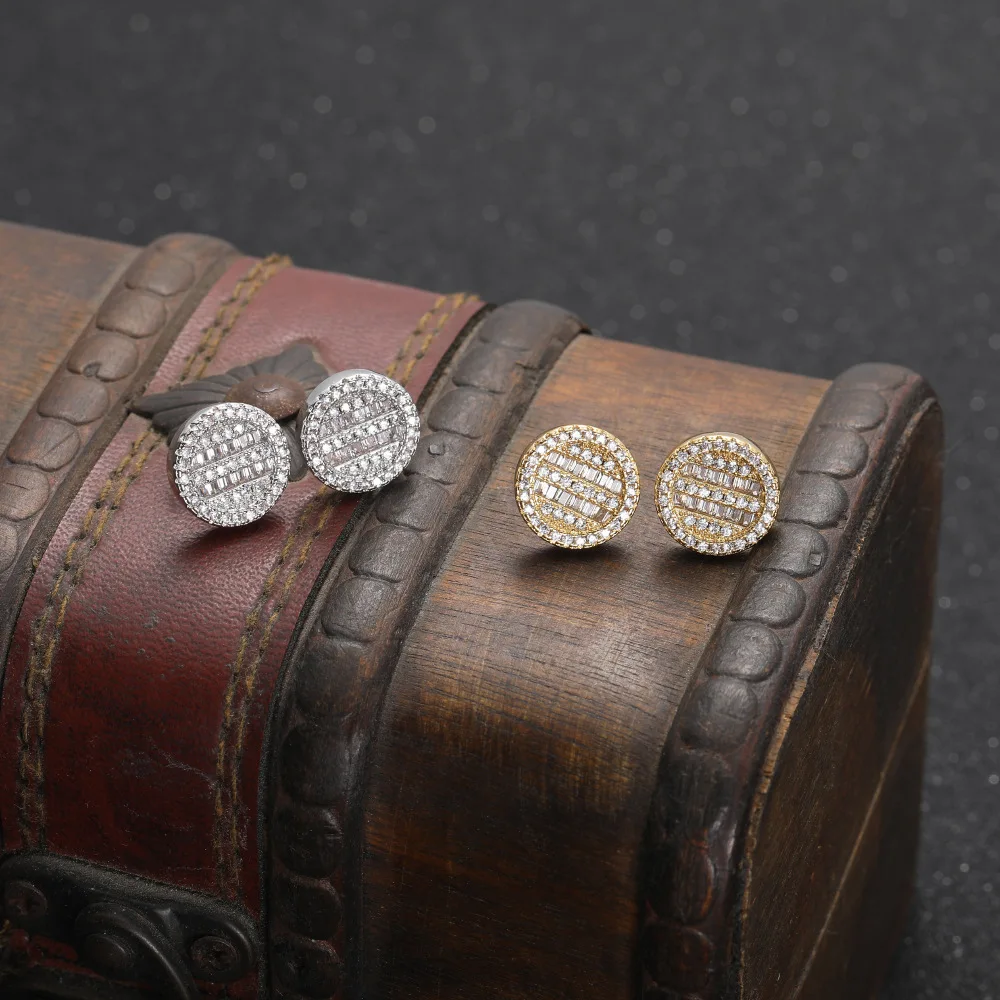 Hip hop jewelry copper round earrings full of zircon personality earrings INS fashion trend for men and women
Hip hop jewelry copper round earrings full of zircon personality earrings INS fashion trend for men and women